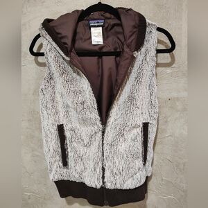 Patagonia Women's Conejo Fleece Zip Up Hooded Vest Size XS Brown